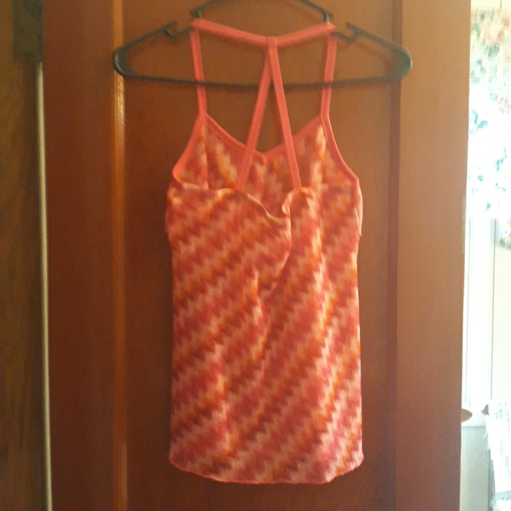 Sleeveless Ruffled Blouse - Picture 2 of 2